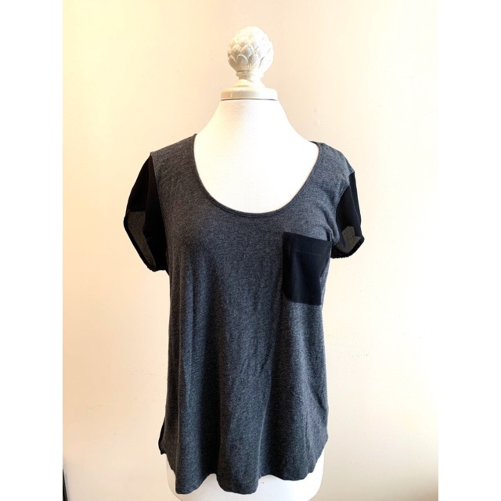 Gap Color Block Tee - Picture 2 of 7